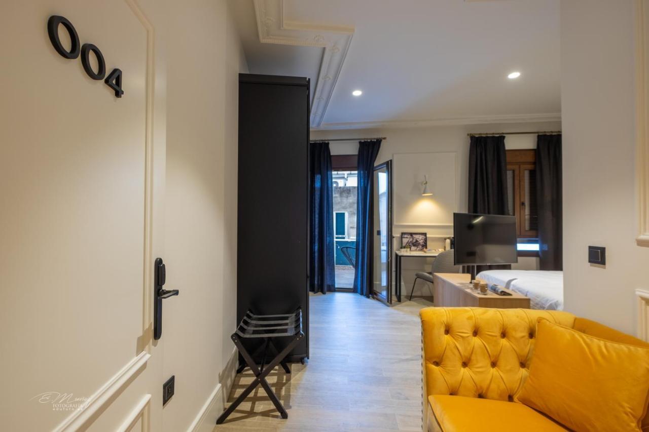 Barbarossa Suites Plaza De Espana Mérida Luaran gambar
